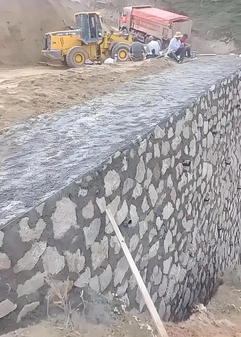 淮南田家庵区边坡加固